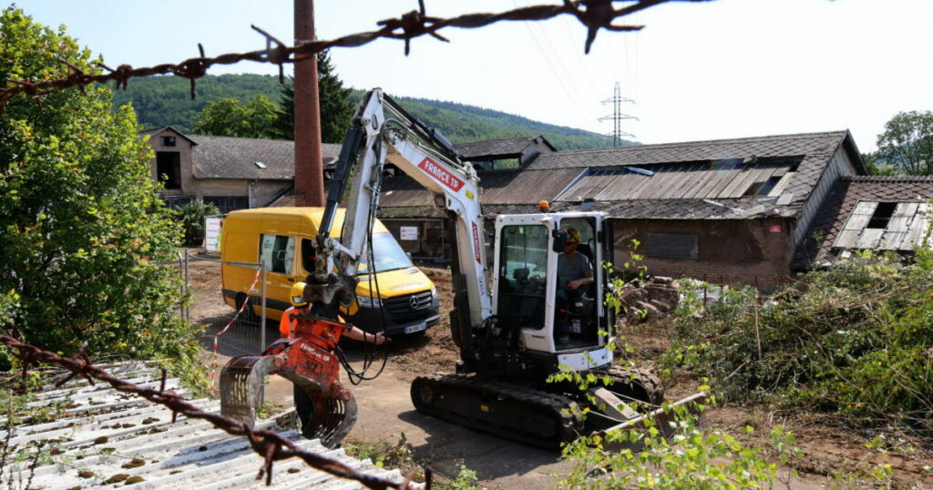 Chantier de dépollution d’un ancien site industriel en France