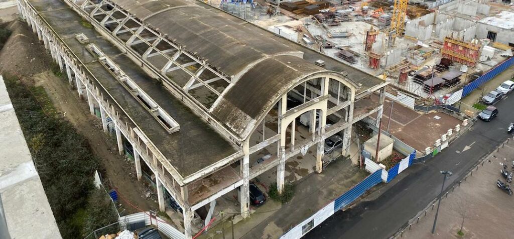 La sobriété foncière pousse les entreprises à privilégier la réutilisation des sites existants