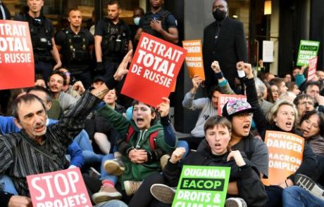 L’assemblée annuelle de TotalEnergies secouée par des manifestants