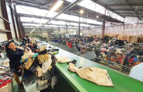 Le recyclage textile progresse mais peine encore à atteindre les objectifs français pour 2030