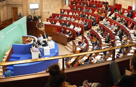 Emmanuel Macron propose un référendum sur l’ajout d’un objectif climatique à la Constitution