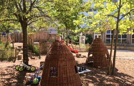 Les cours d’école transformées en oasis de fraîcheur