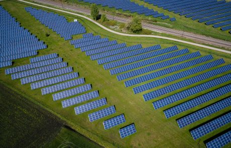 L’UE fera « tout ce qu’il faut » pour reconstruire la production d’énergie solaire en Europe
