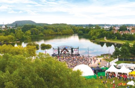 Les grands événements culturels confrontés à leur empreinte environnementale