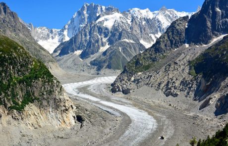 Emmanuel Macron : la fonte du glacier du Mont Blanc est une preuve du réchauffement climatique