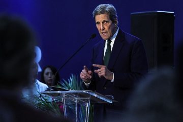 La hausse de la température mondiale peut encore être plafonnée à 1,5 degrés Celsius selon John Kerry