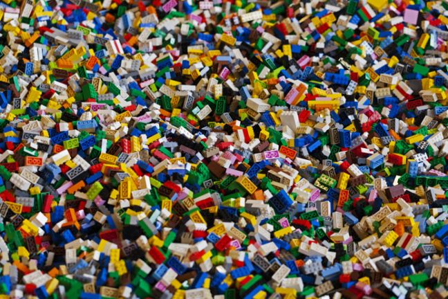 Lego intensifie sa recherche de briques durables