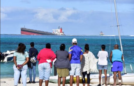 La France vient en aide à l’île Maurice suite à la marée noire