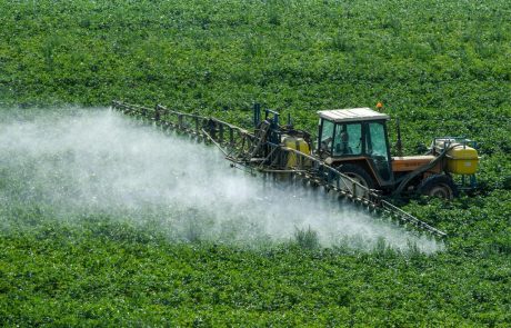 Réduction des pesticides : pourquoi les objectifs européens peinent à être atteints