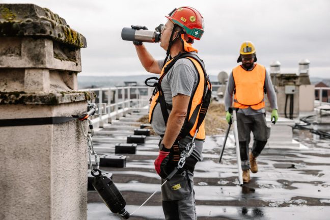 Quand la chaleur redéfinit les métiers extérieurs en France