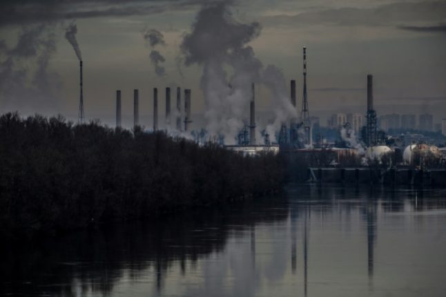 Les zones industrielles face aux risques climatiques combinés : un défi systémique