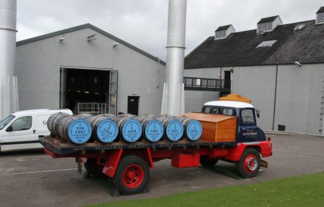 Glenfiddich utilise des déchets de whisky pour alimenter les camions