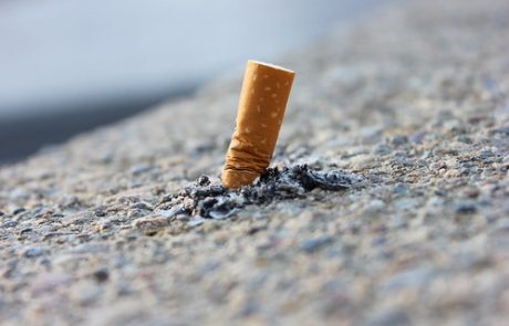 Cigarette et pollution : L’industrie du tabac « est l’un des plus grands pollueurs », selon l’OMS