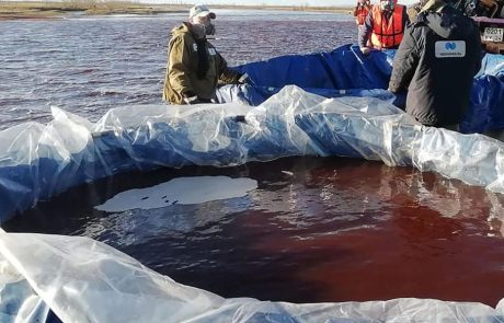 Une décharge d’eaux usées toxique déversée dans l’Arctique