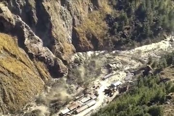 Un glacier himalayen se brise en Inde, entrainant 125 disparus dans les inondations