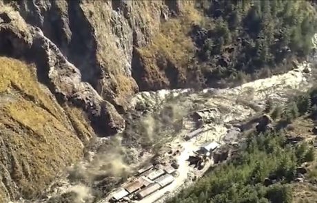 Un glacier himalayen se brise en Inde, entrainant 125 disparus dans les inondations