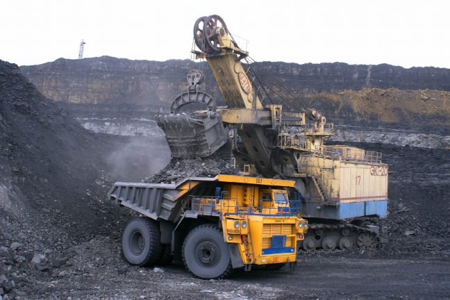 Glencore décide de réduire sa production de charbon