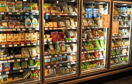 Réduction des emballages plastiques : la tentation du “greenwashing” est forte