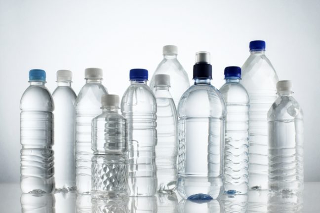 Des scientifiques découvrent une enzyme qui « recycle le plastique en 10 heures »
