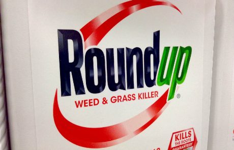 David contre Goliath : un américain atteint du cancer poursuit Monsanto au tribunal