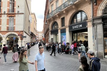 Shein : Un modèle économique contesté mais défendu par son patron