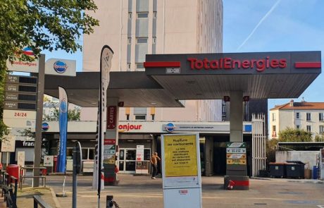 TotalEnergies maintient le plafonnement du prix des carburants à 1,99 euros en 2024