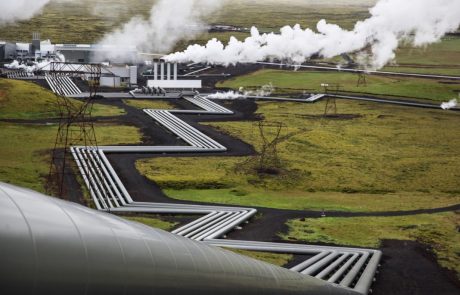 Une entreprise islandaise transforme le CO2 en pierre pour lutter contre les émissions de gaz à effet de serre