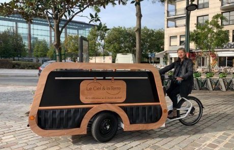 Une société de pompes funèbres parisienne veut introduire le vélo-corbillard en France