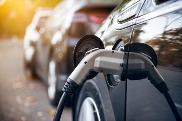 L’UE affirme qu’elle pourrait être autosuffisante en batteries de véhicules électriques d’ici 2025