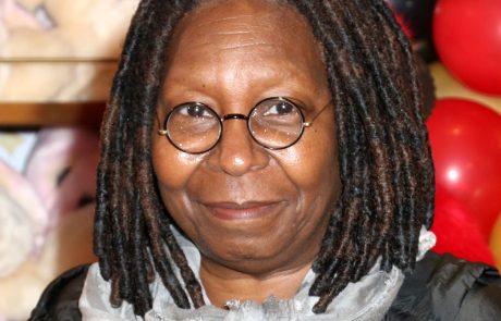 Whoopi Goldberg fait équipe avec Extinction Rebellion pour un film sur le changement climatique